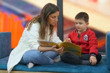 miniklerin-kitap-yolculugu-emniyetevleri-cocuk-kutuphanesinde-basliyor