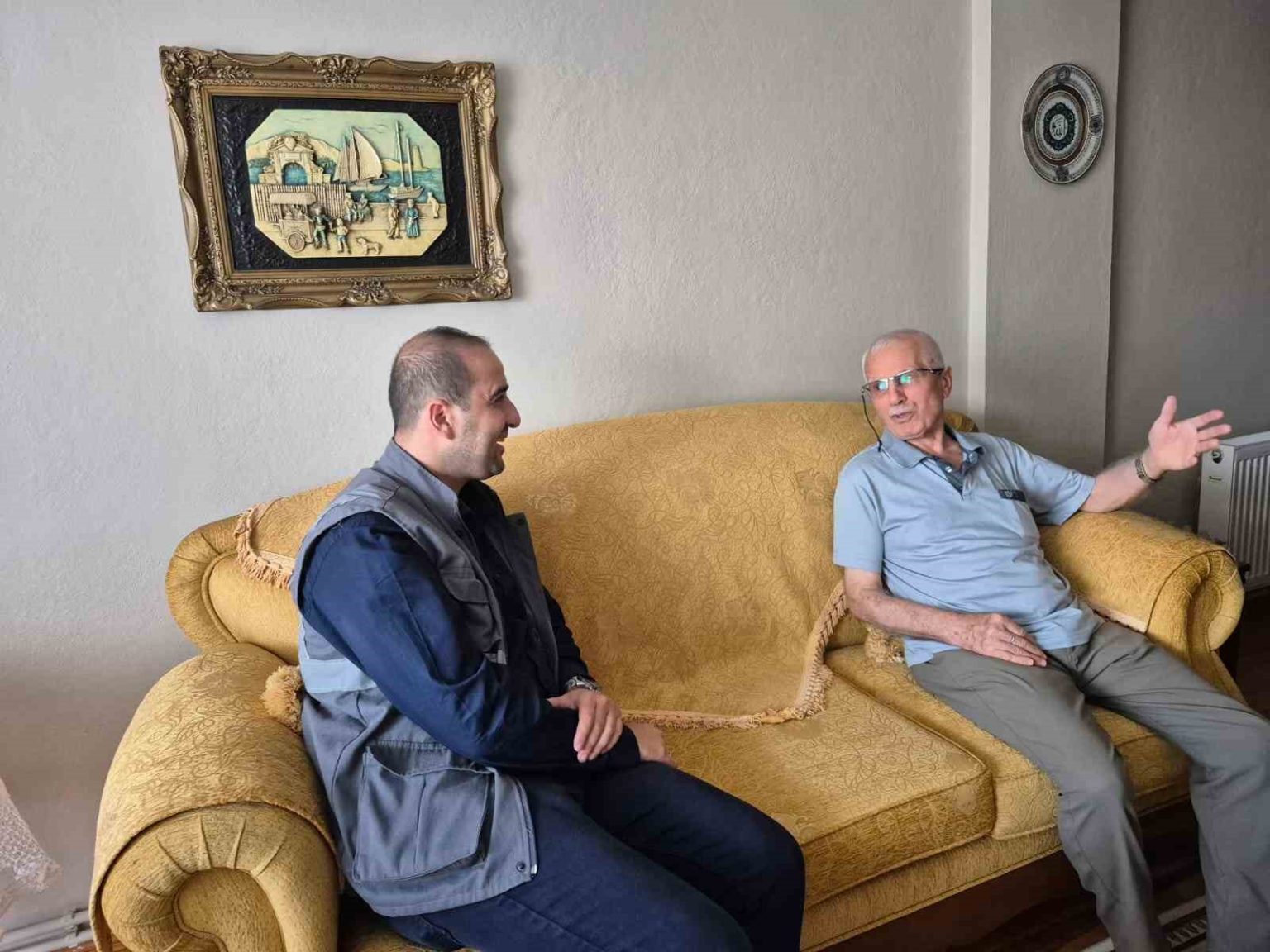 sakarya-buyuksehir-gaziler-gununde-16-ilcede-kapi-kapi-vefa-gosterdi