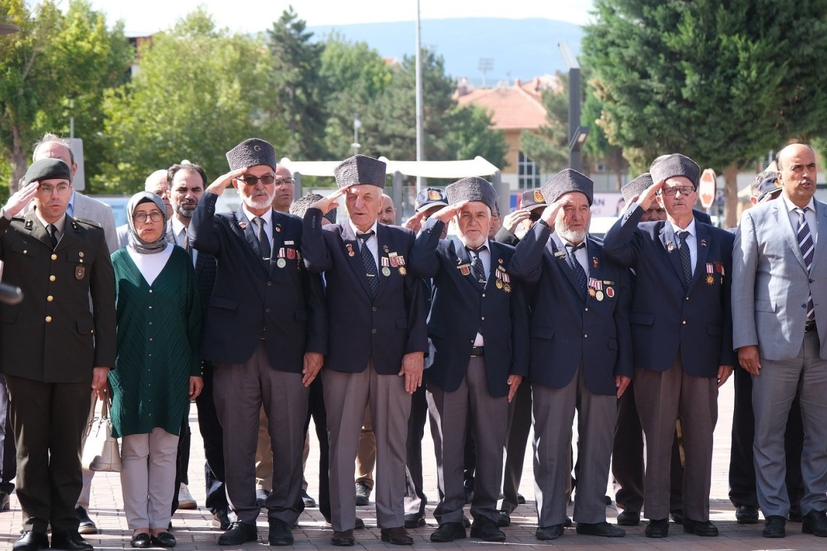 tavsanlida-19-eylul-gaziler-gunu-torenle-kutlandi