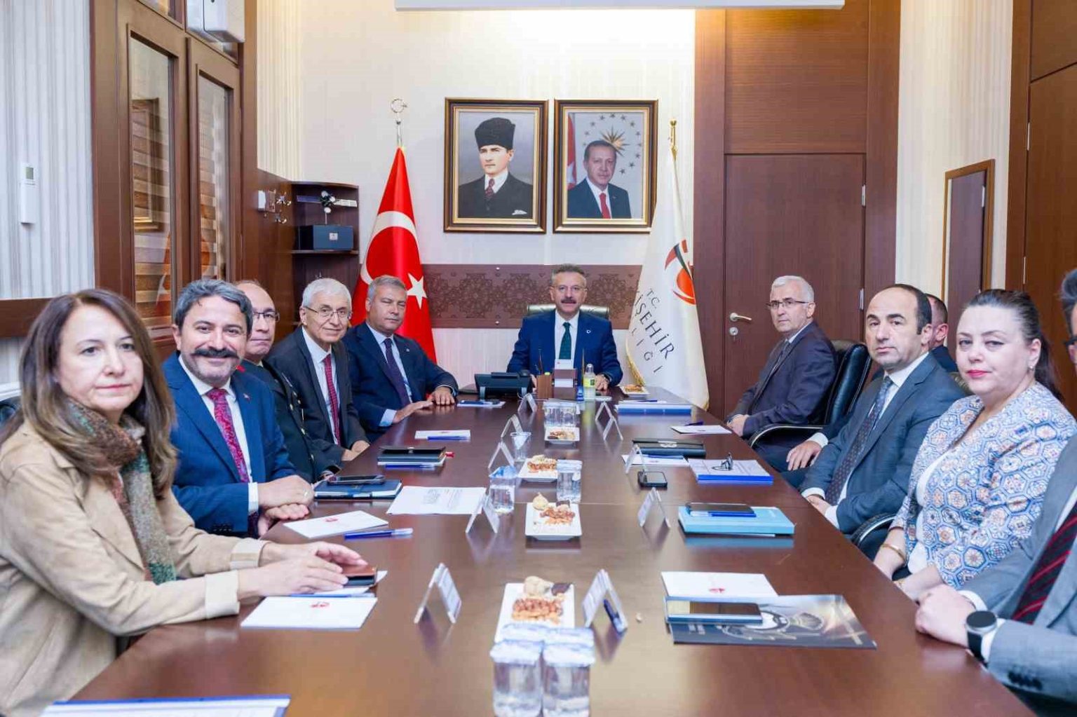 universitelerde-guvenligin-saglanmasina-yonelik-koordinasyon-toplantisi-duzenlendi