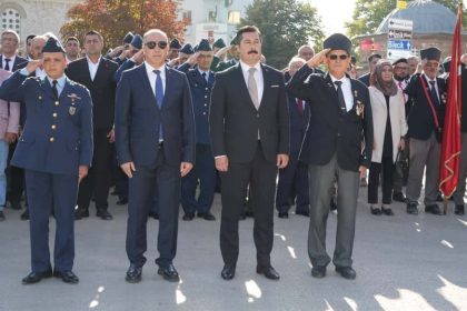 yenisehirde-gaziler-gunu-coskuyla-kutlandi