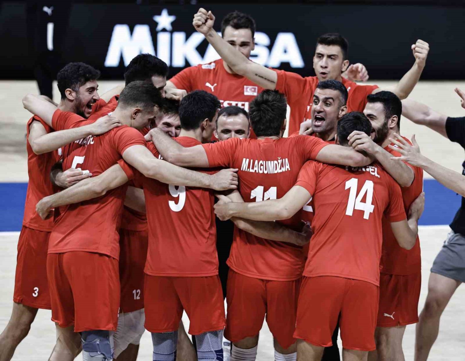 a-milli-erkek-voleybol-takimi-dunya-sampiyonasinda-ilk-kez-ceyrek-finalde