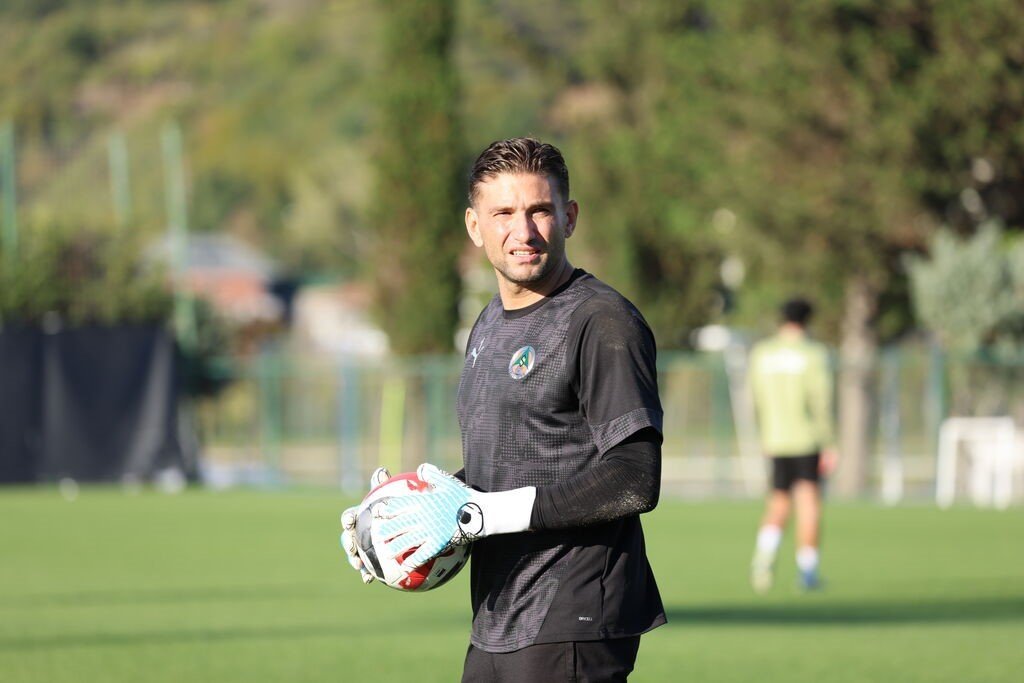 alanyaspor-basaksehir-maci-hazirliklarini-tamamladi