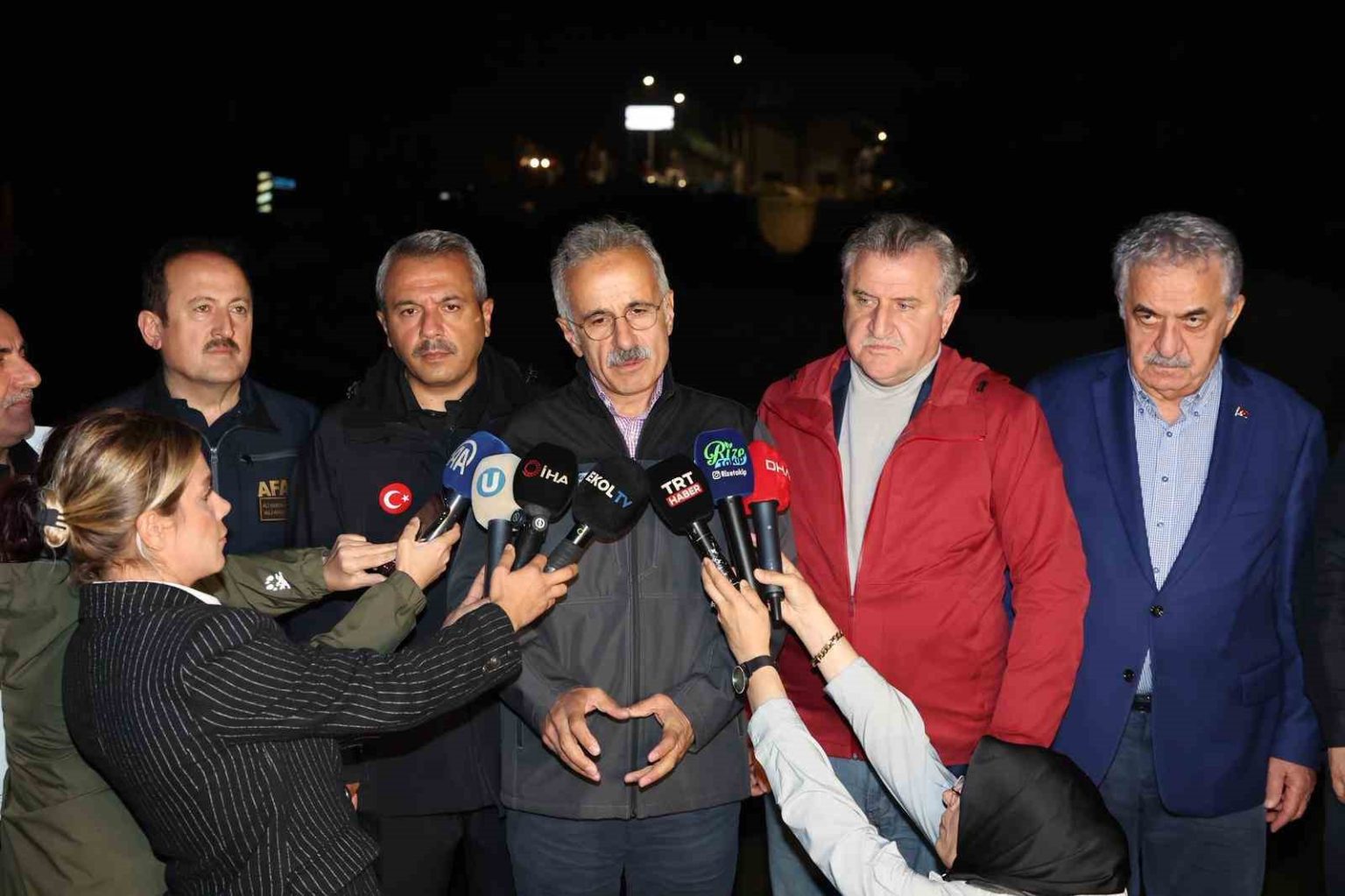 bakan-uraloglu-yagmur-devam-ediyor-alinmasi-gereken-onlemleri-aldik