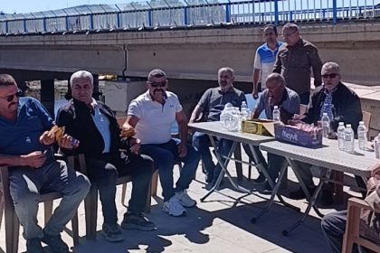 beysehirli-balikcilar-gol-icin-endiseli-gol-kenarinda-toplanip-kurban-kestiler