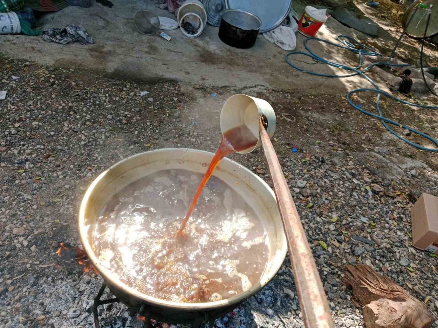 geleneksel-pekmez-mesaisi-basladi