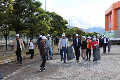 ilcede-seferberlik-baslattilar-copleri-topladilar