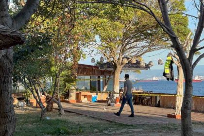 kocaelide-restorana-silahli-saldiri