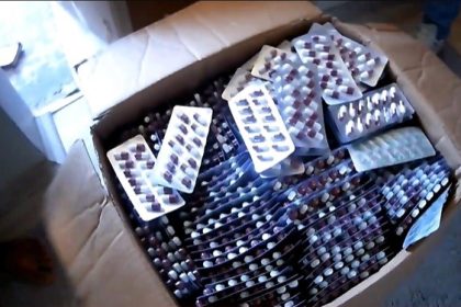 okul-onunde-uyusturucu-satarken-yakalandi