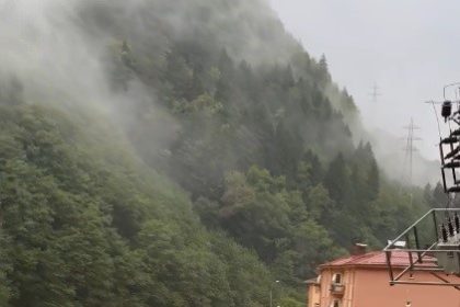 rizenin-ikizdere-ilcesinde-siddetli-yagis