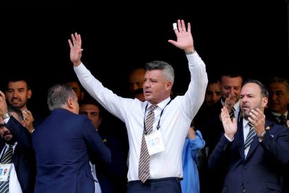 sadettin-saran-umutsuzluga-daha-fazla-izin-vermemek-icin-buradayim