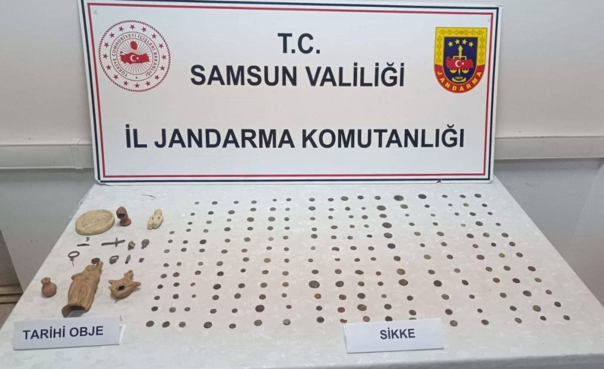 samsunda-jandarma-tarihi-eser-ele-gecirdi