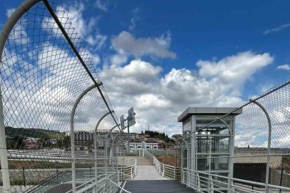 sehir-hastanesi-ust-gecidinde-zemin-tadilati-yapildi