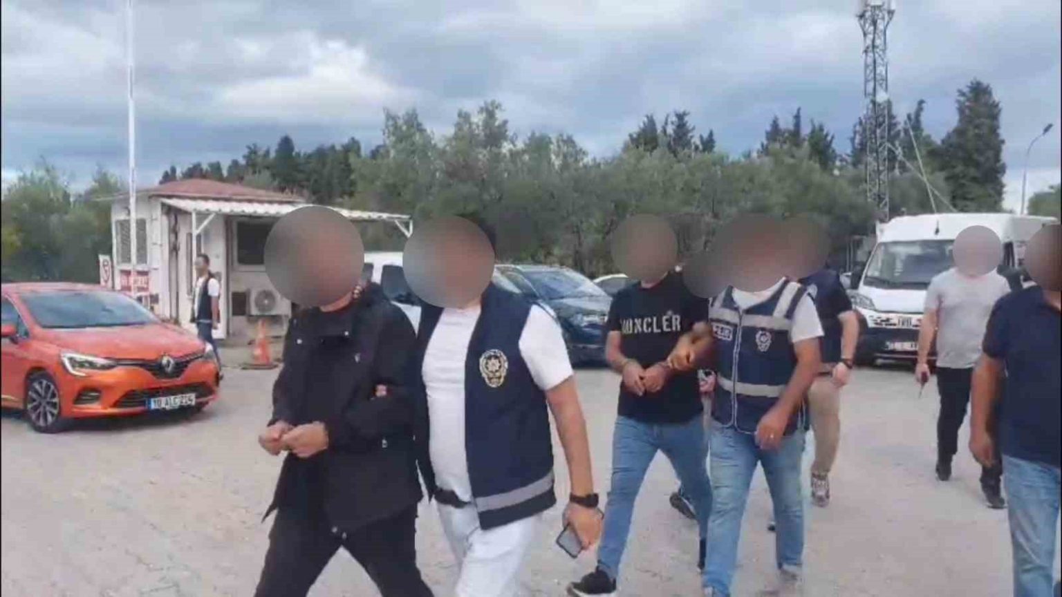 yalovada-gocmen-kacakciligi-operasyonu-4-tutuklama