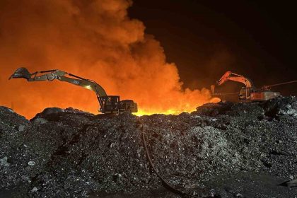 adanada-geri-donusum-fabrikasindaki-yangin-kontrol-altina-alindi