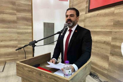alasehir-chpde-yeni-baskan-rasit-koslu
