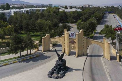 ataturk-universitesinden-22-bilim-insani-stanfordun-kariyer-boyu-dunyanin-en-etkili-bilim-insanlari-listesinde