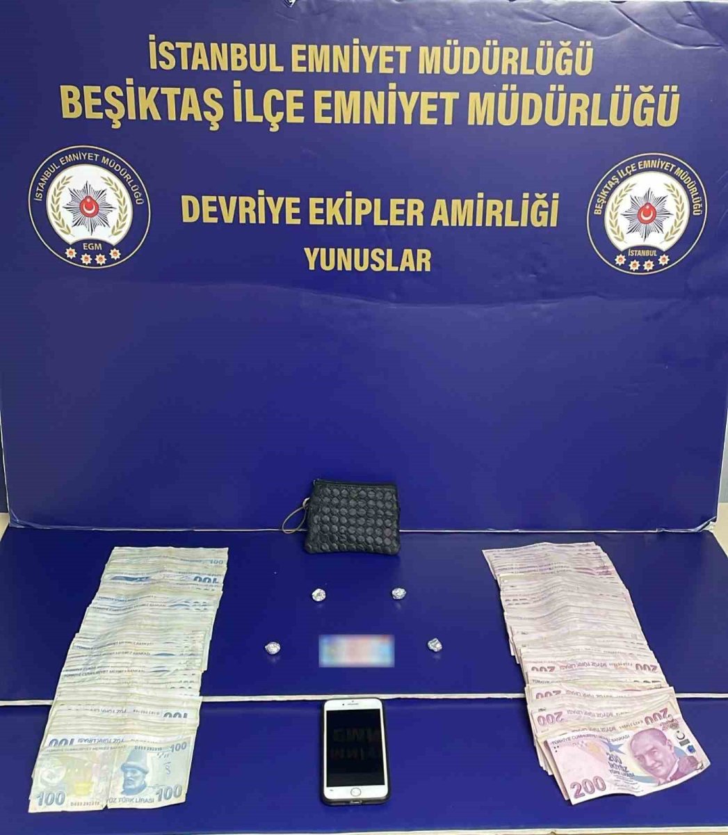 besiktasta-motosiklette-manyetik-duzenekle-gizlenmis-kokain-ele-gecirildi