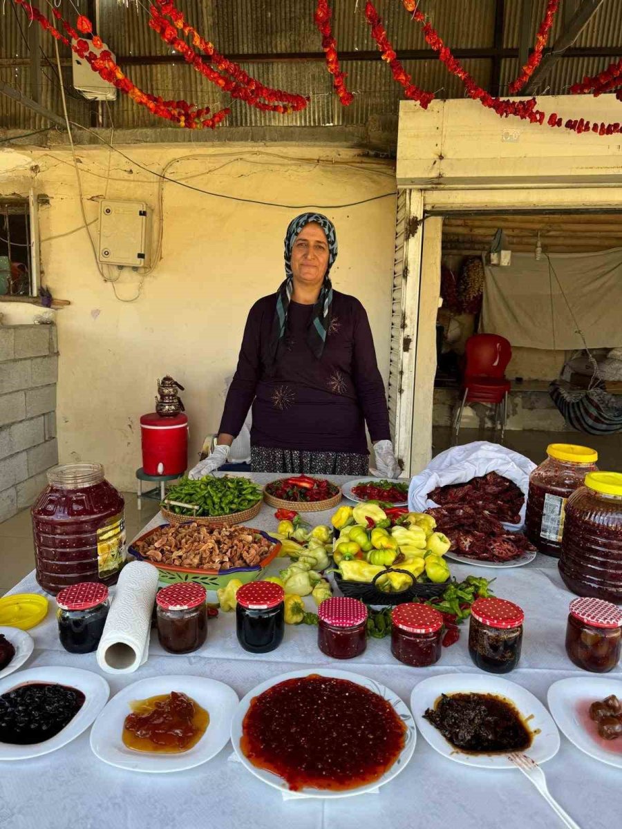 biberden-recel-yapti-siparislere-yetismekte-zorlaniyor