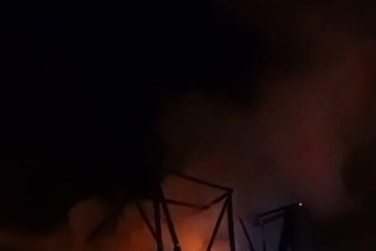 bursada-cikan-yanginda-samanlik-kullanilamaz-hale-geldi