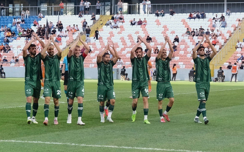 bursaspor-adanasporu-6-0-maglup-etti