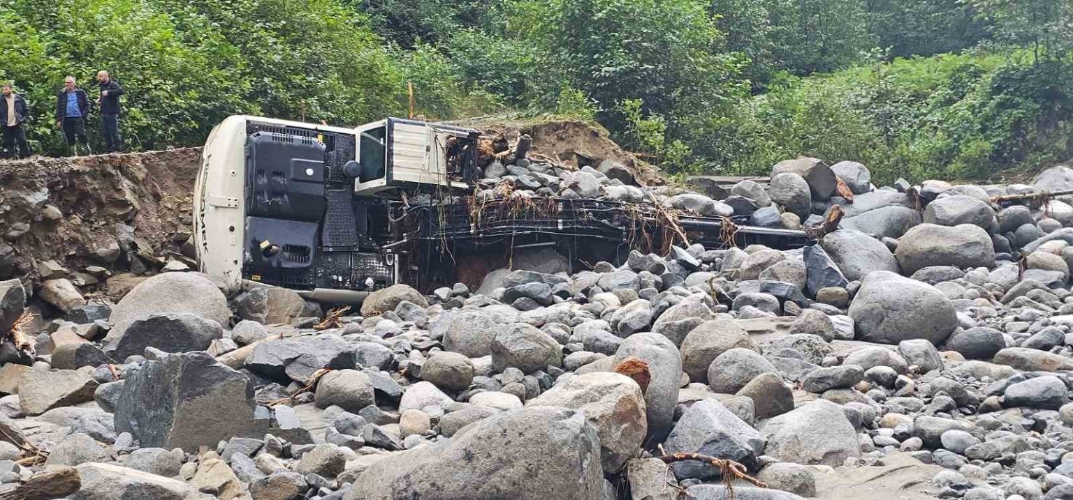 deremezra-koyu-muhtari-kuru-yardim-istiyor