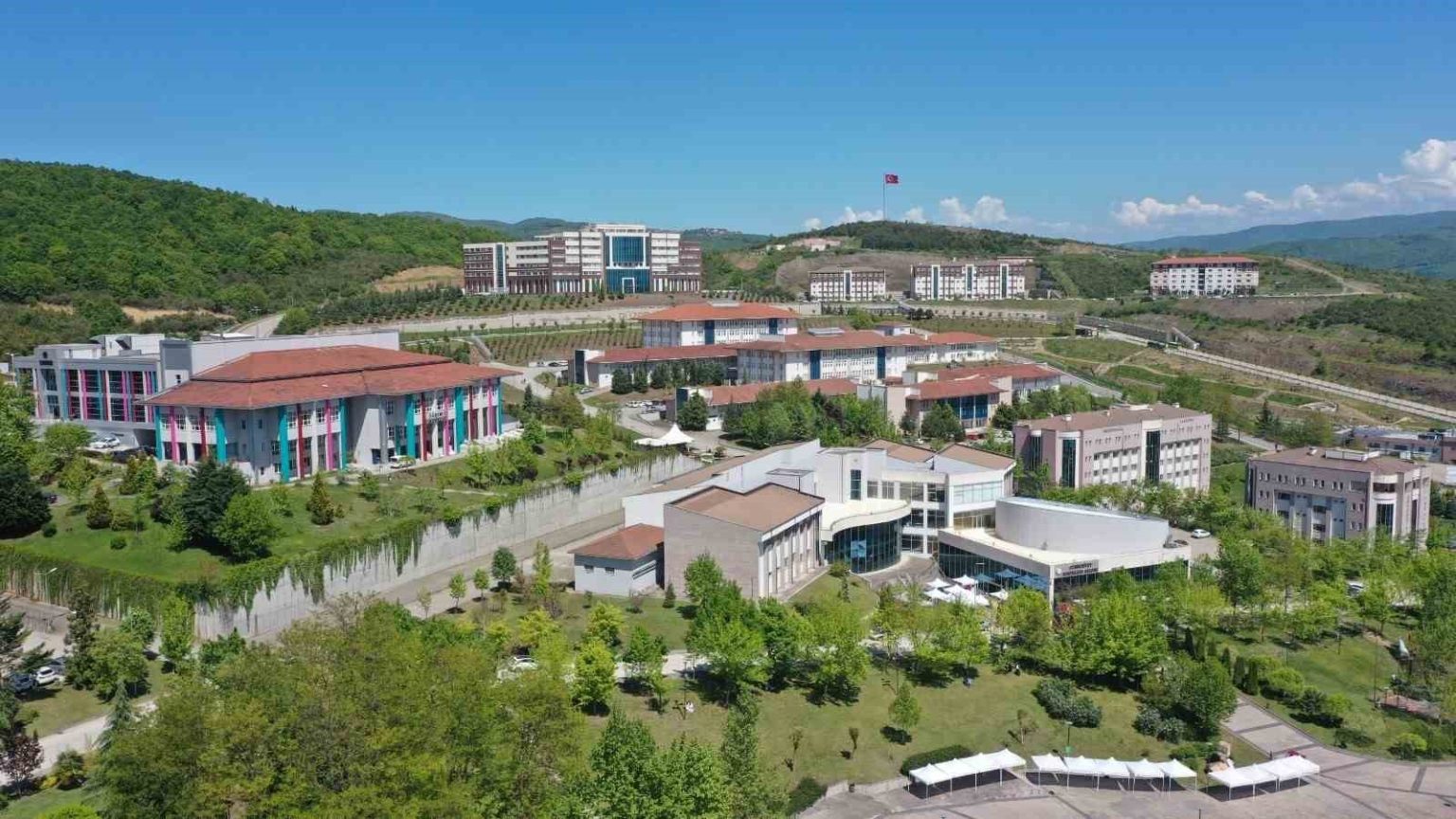 duzce-universitesinde-sts-uygulamasi-hayata-gecti