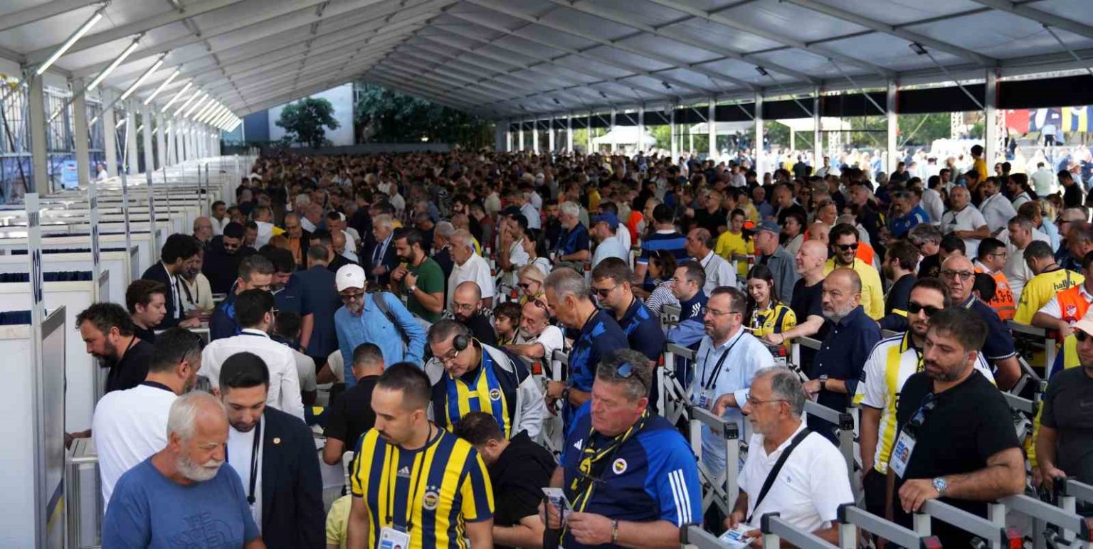 fenerbahcede-oy-kullanma-islemi-basladi