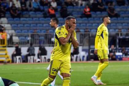 fenerbahcede-puan-kayiplari-devam-ediyor