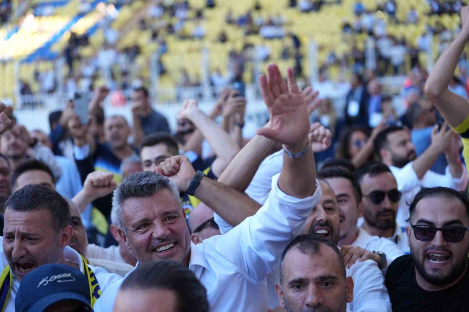 fenerbahcenin-yeni-baskani-sadettin-saran