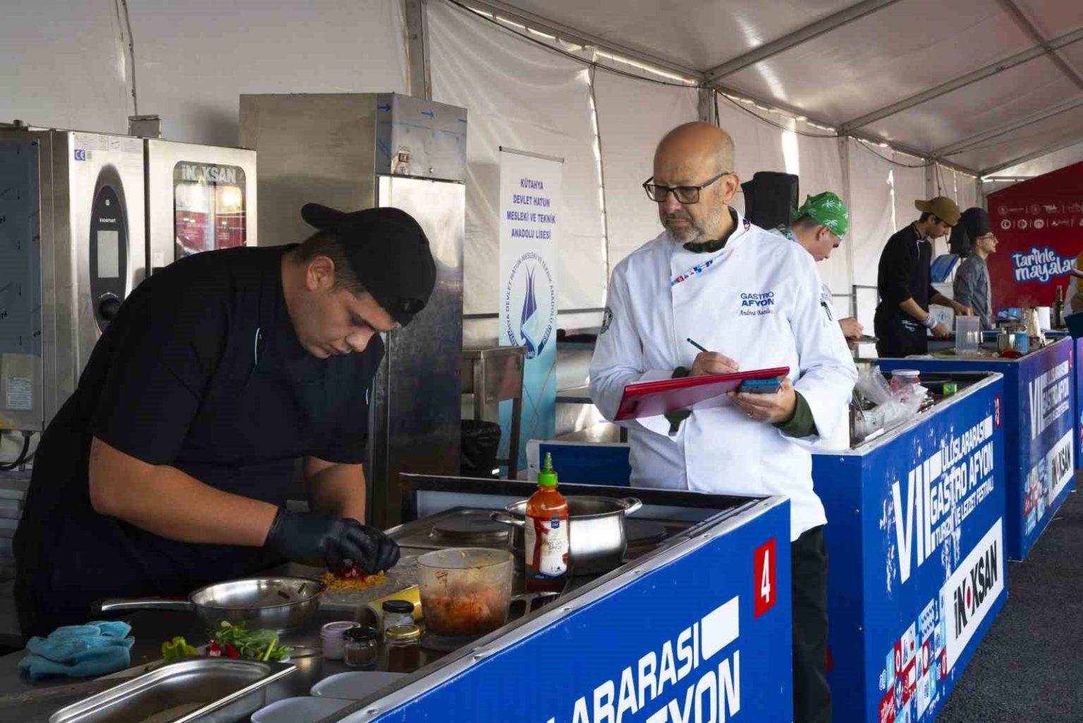 gastro-afyon-festivali-tum-coskusuyla-devam-ediyor