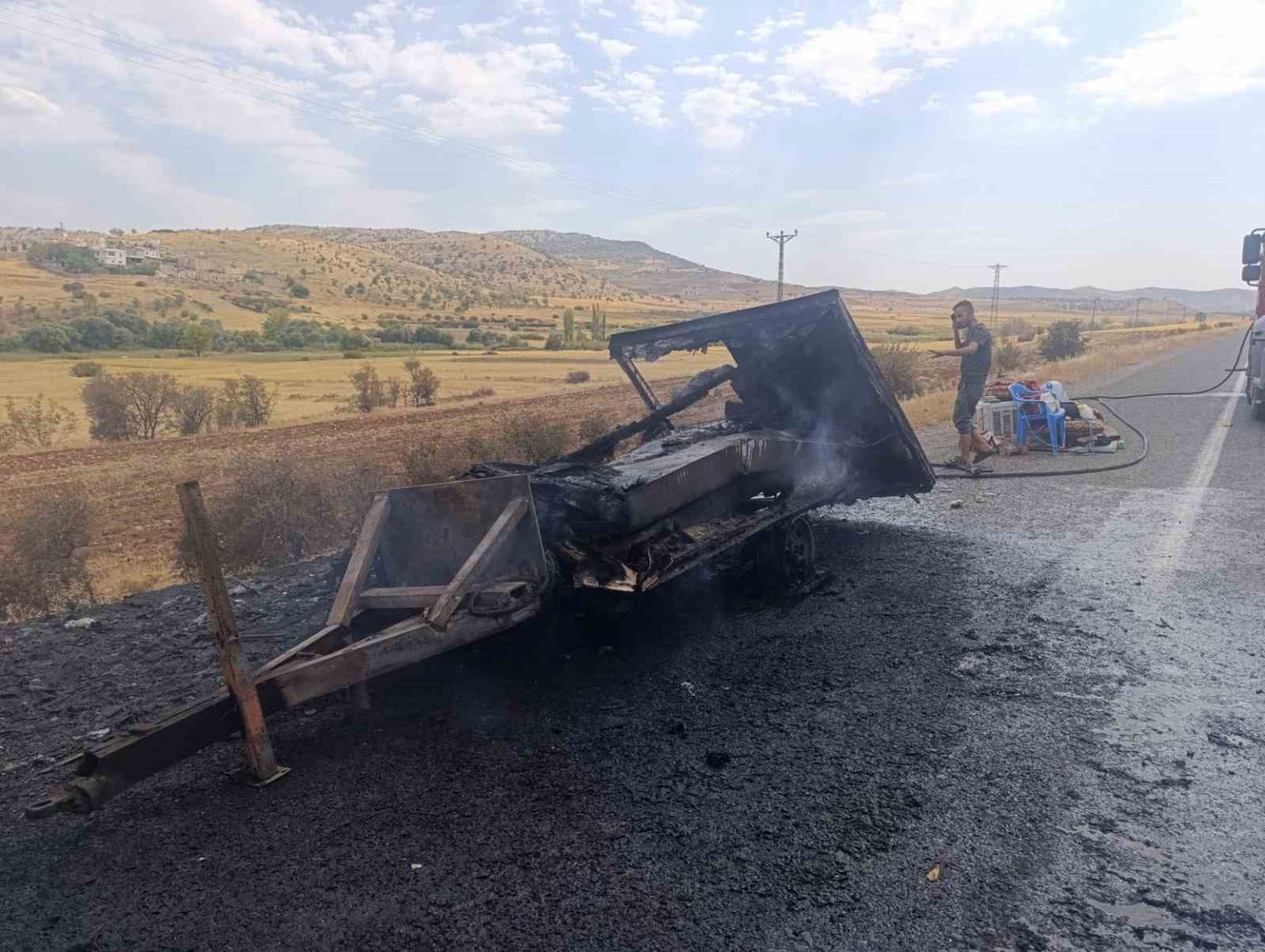 gercuste-cekme-karavan-alev-aldi