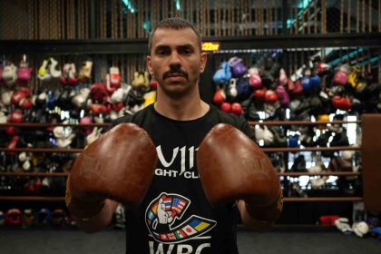 gunduz-polislik-aksam-boksorluk-yapiyor