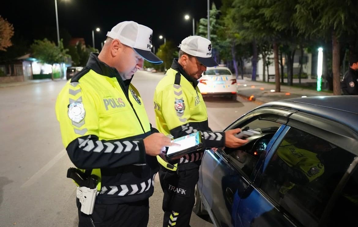 ispartada-park-bahce-ve-mesire-alanlarinda-denetim