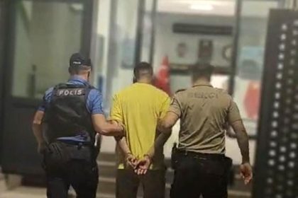 izmirde-19-yil-hapisle-aranan-firari-yakalandi