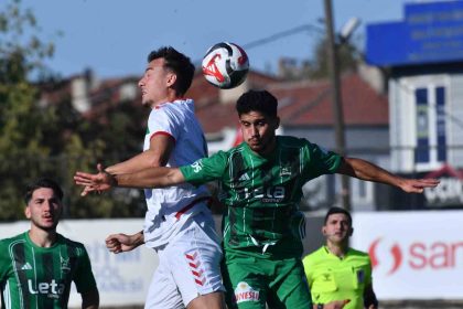 kafkasspor-evinde-yalova-fk-77ye-3-1-maglup-oldu