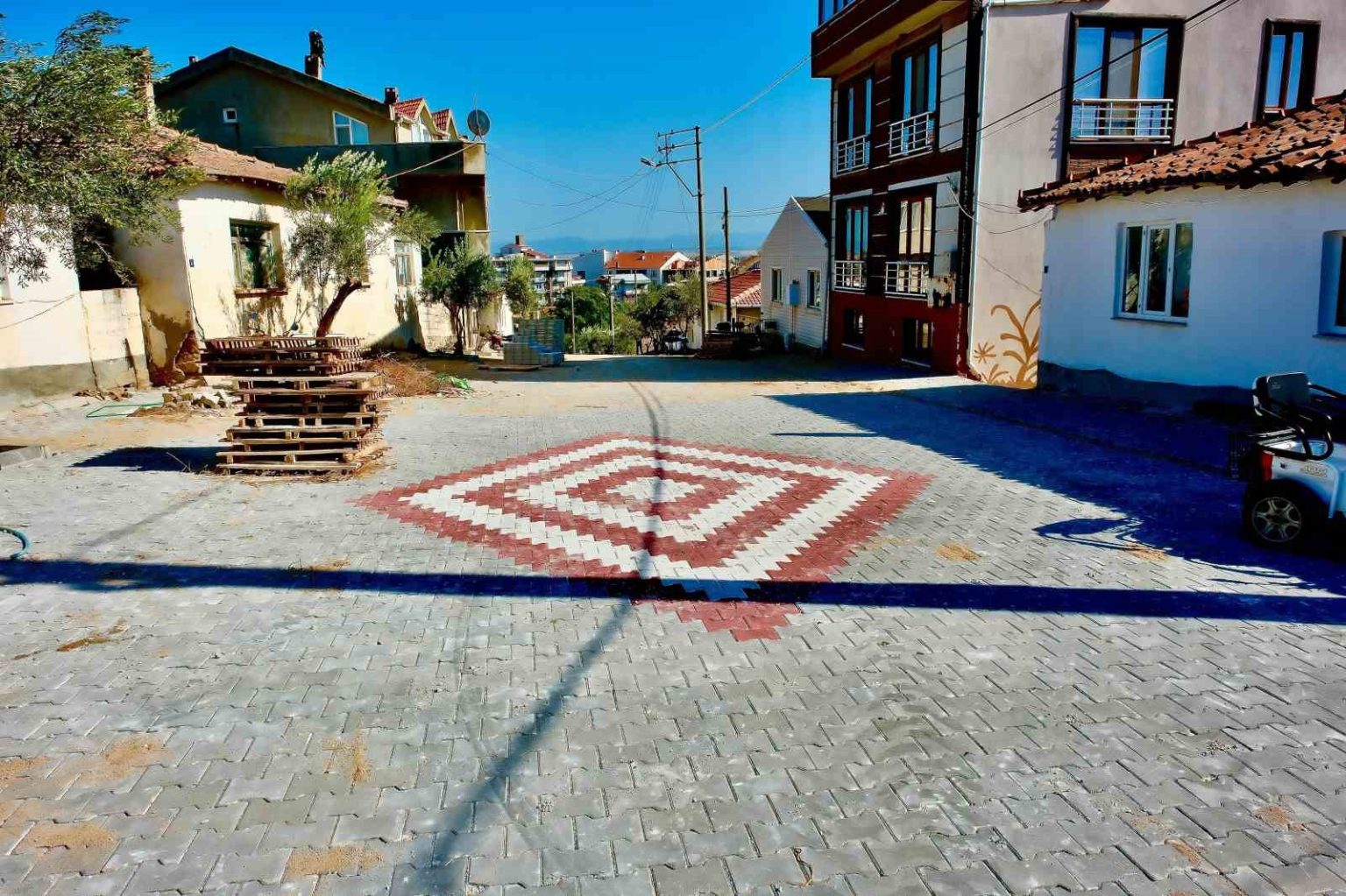 karabigada-18-futbol-sahasi-buyuklugunde-alanda-ust-yapi-calismalari-tamamlandi