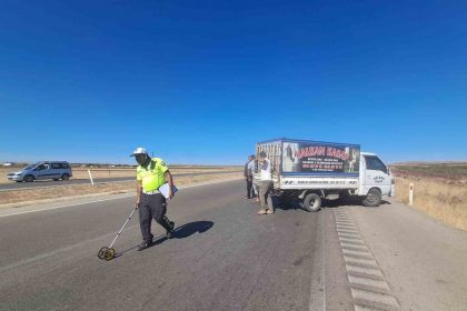 kilis-gaziantep-yolunda-kaza-1i-agir-2-yarali
