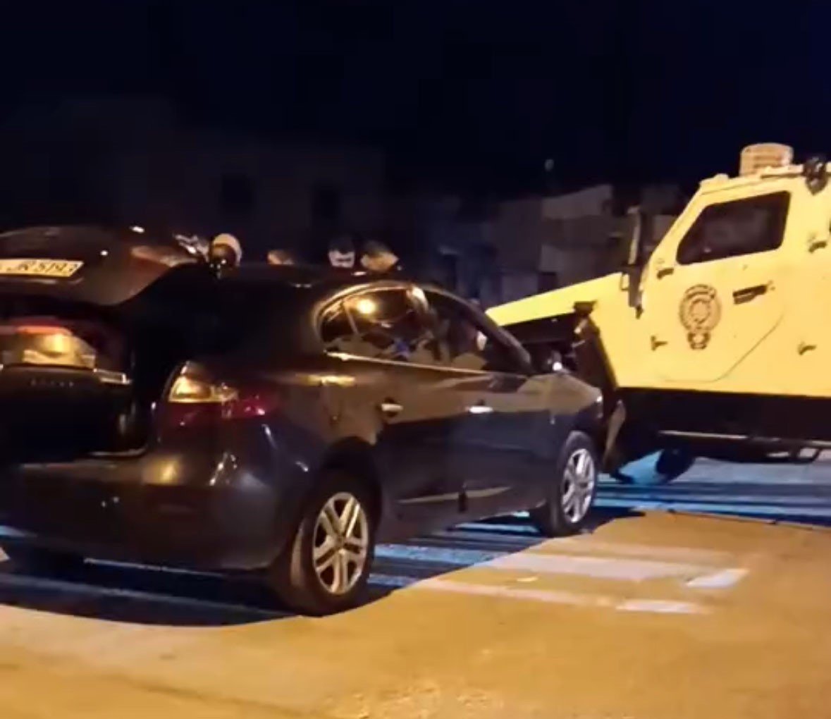 mardinde-zirhli-arac-ile-otomobil-carpisti-2-yarali