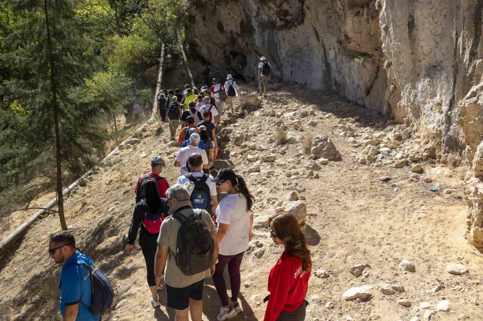 mersinde-avrupa-hareketlilik-haftasinda-tarihi-kilikya-yolu-yuruyusu