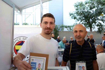 mert-hakan-yandas-oyunu-kullandi