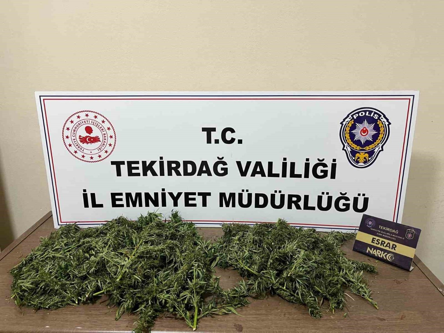 tekirdagda-uyusturucu-operasyonu-2-kisi-tutuklandi