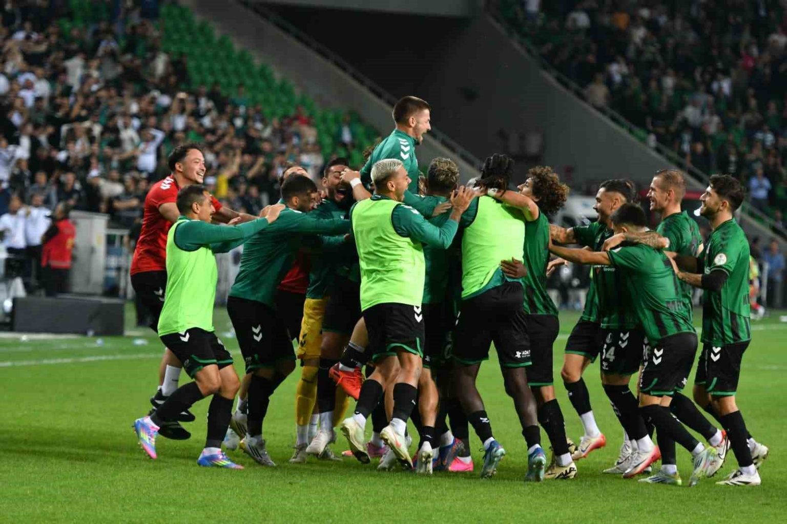 trendyol-1-lig-sakaryaspor-2-amed-sportif-faaliyetler-1