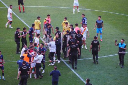 yeni-malatyaspor-son-saniyede-yikildi