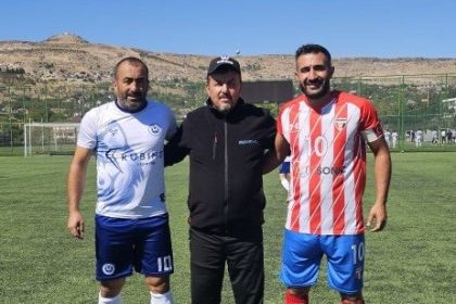 agabey-kardes-yesil-sahada-rakip-oldu