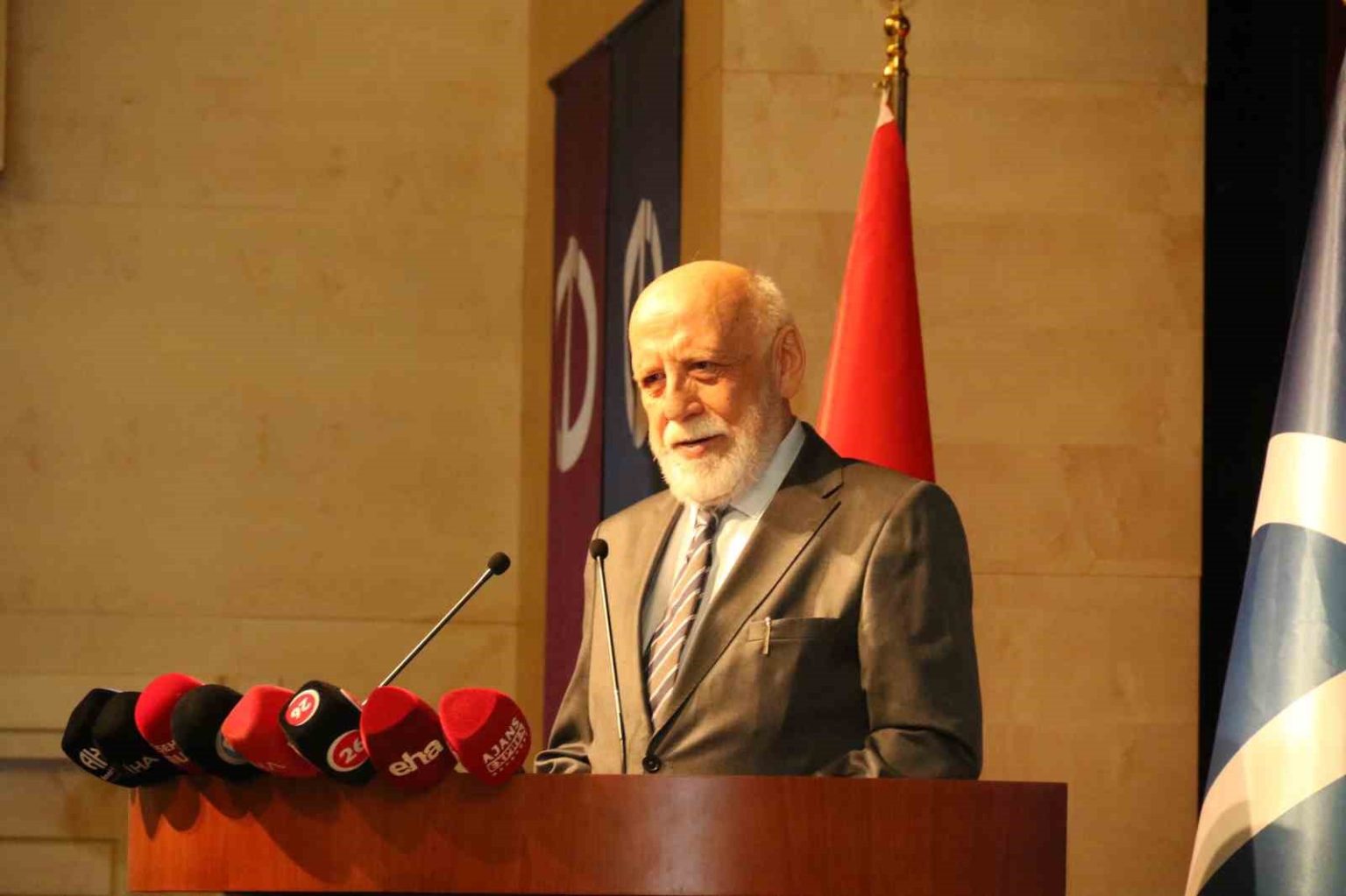 anadolu-universitesi-yeni-egitim-ogretim-yili-acilis-toreni