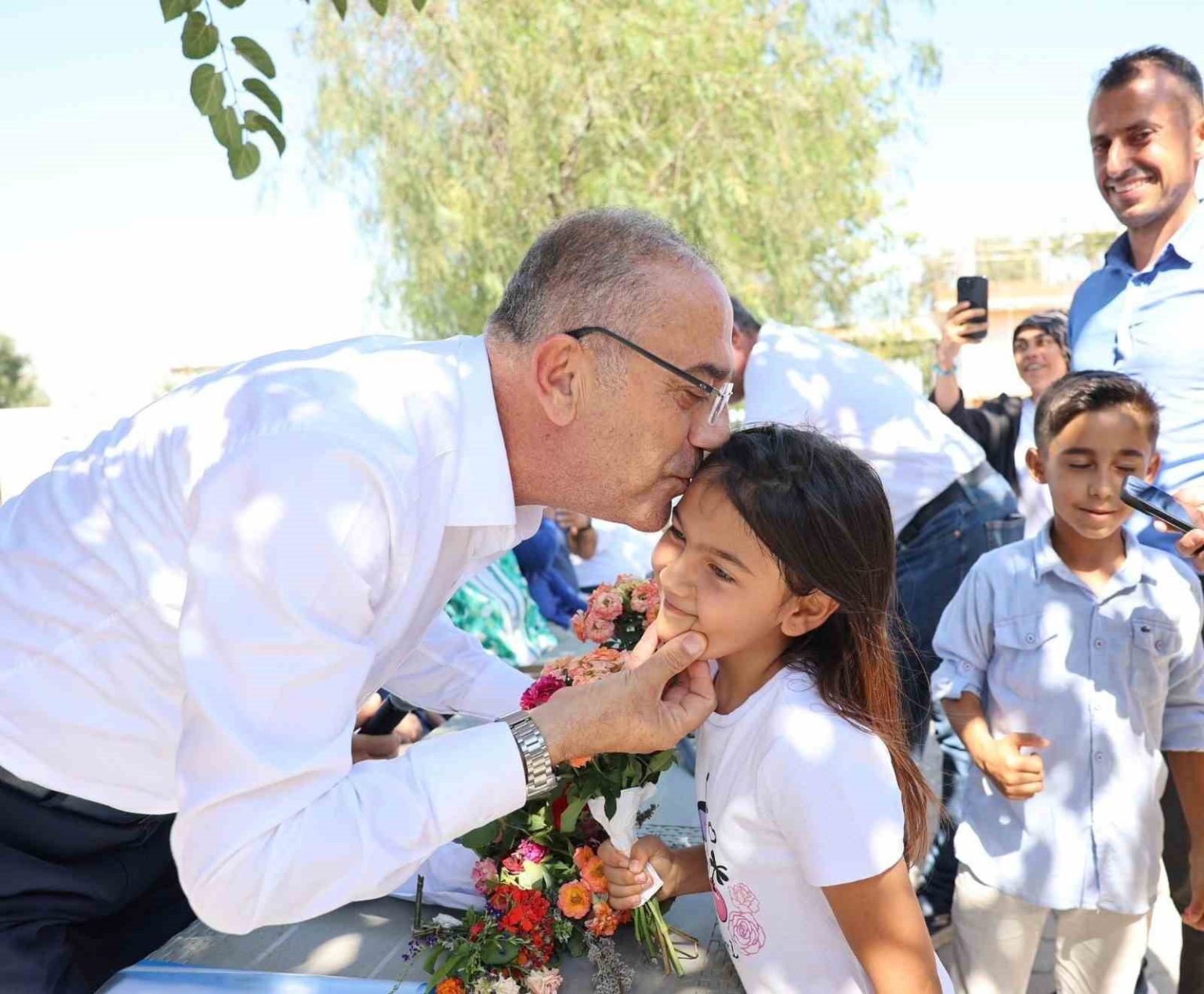 antakya-belediyesi-isci-personelinin-ikramiyelerini-odedi