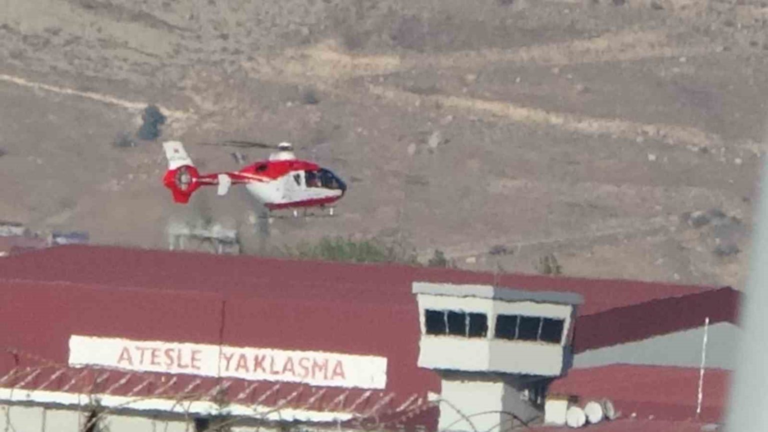 asfiksi-hastasi-yenidogan-bebek-ambulans-helikopterle-vana-getirildi