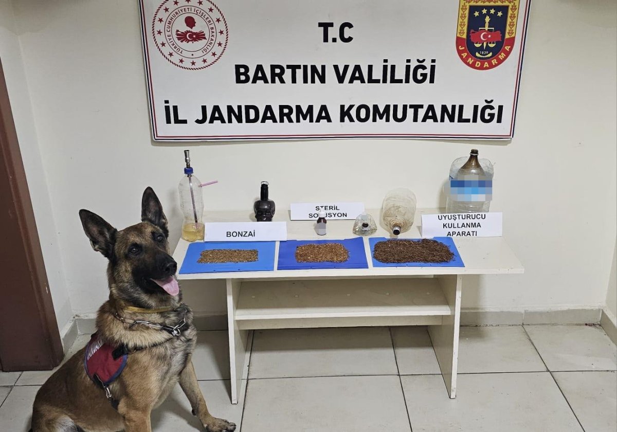 bartinda-uyusturucu-operasyonu-1-gozalti