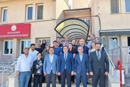 bilecikte-huzurevi-personeliyle-degerlendirme-toplantisi-yapildi